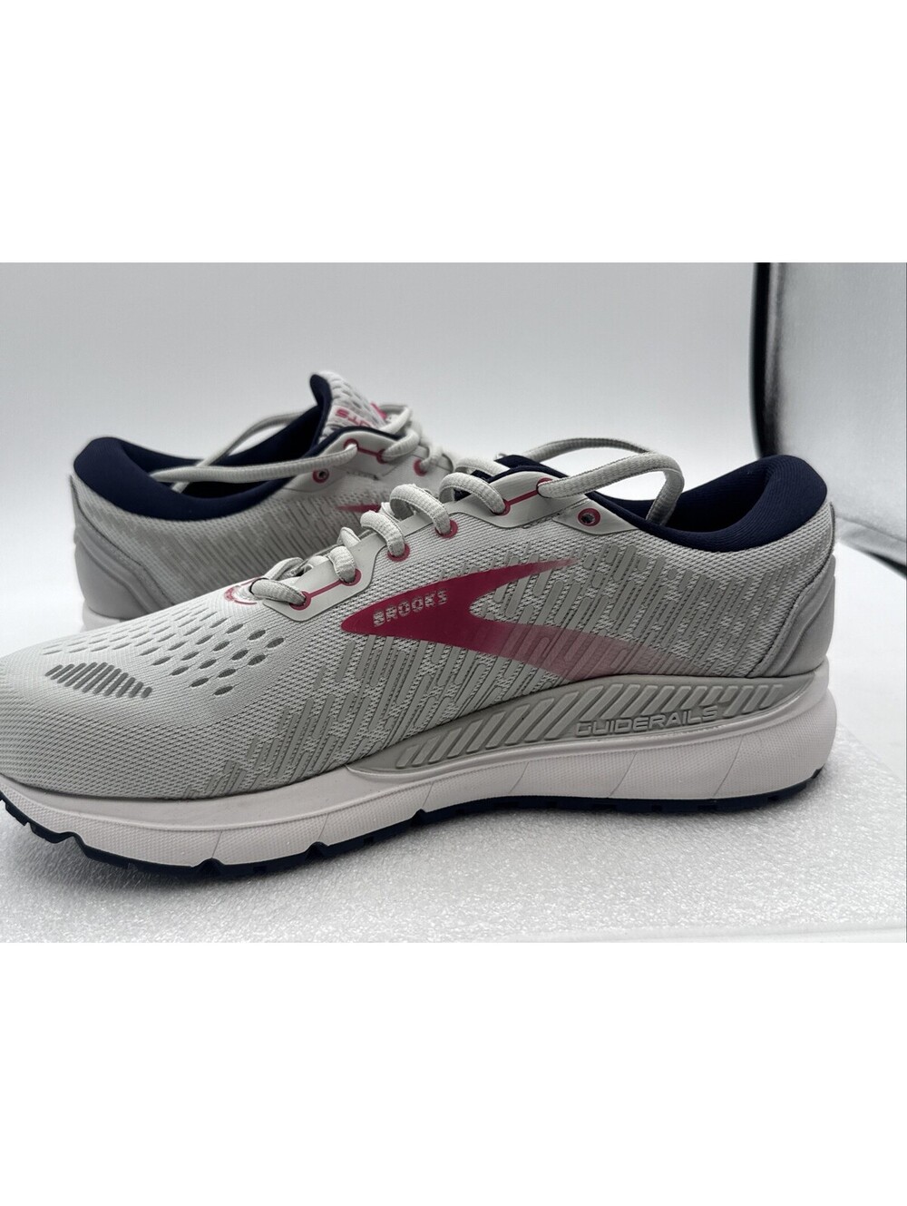 Brooks Addiction GTS 15 Womens Sneakers Oyster Peacoat Lilac Rose Sz 10 MED - Picture 11 of 16